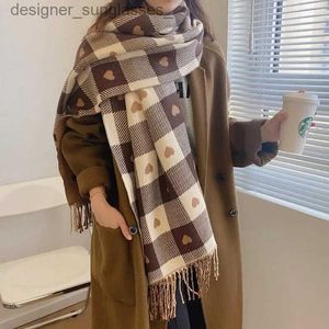 Scarves 2022 New Women Heart Check Cashmere Scarf Luxury Brand Winter Thick Warm Scarf Long Fringed Shl Fashionable Pashmina BlanketL231122