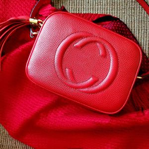 Womens Designer Marmont Camera Bag Mens Famous Luxury äkta läder Soho Disco präglade mini toalettbävspåse blyertsfodral handväska koppling crossbody axelväskor