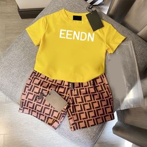 Clássico F Manga Curta Shorts Set Luxo Crianças Roupas Ternos Menina Menino Roupas Verão Moda Bebê Define Designer Chlidren Ternos Esportivos CSD2311225