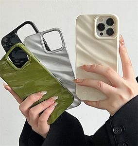 Luxo 3d seda ondulado padrão caso de telefone para iphone 15 14 13 12 11 pro max 14 plus cor sólida brilhante capa pára-choques