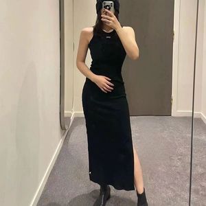 Kadın Tasarımcı Örme Elbise Sundress Orta Uzunlukta İşlemeli Logo İnce-Fit Mizaç Etek