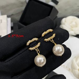 Charm Top Designers Double Letter Earrings New Pearl Earrings High Quality Copper Brass Stamp Stud Earrings Luxury Love Gift Never Fading 18K Gold Jewelry Wholesale