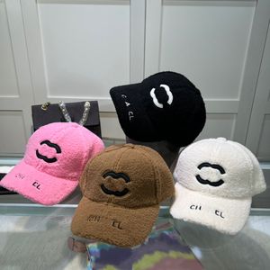 Designer Winter Ball Caps Cord Big Letters Embriodery Baseball Cap für Herren Damen Designer Hüte Mode Winter Street Hat Beanies Geschenk