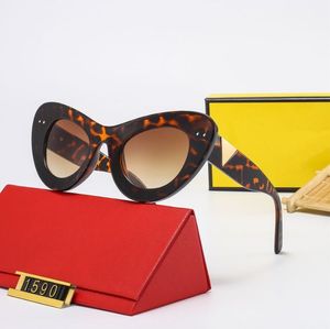 أزياء Cat Eye Designer نظارات شمسية للنساء Mens F Sun Glasses PC Flame Pretic Beach Sunglass Holiday Outdoor Goggles 7 Styles with Box 2023
