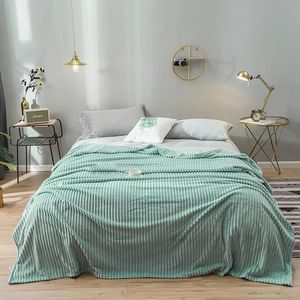 Coperte Coperta verde menta Tiro stampato Peluche Soffice pile di flanella Morbidi plaid per divano, divano e letto 231122