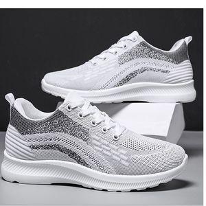 Męskie buty do biegania są lekkie i wygodne. Z lekkim amortyzacją White1 Black and Grey Outdoor Sports Bues1 dla mężczyzn i kobiet