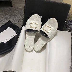 Sandálias femininas paris verão fundo macio moda sapatos de canal versáteis feminino 2023 novas marcas designer slide borracha chinelos sandália plana chinelos femininos