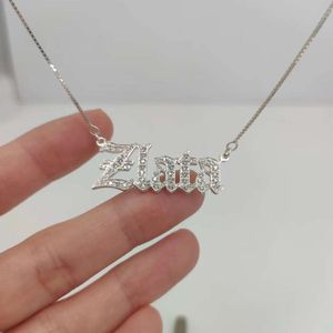 Colar de moissanite com nome personalizado, colar sólido personalizado com placa de identificação em inglês antigo, joias finas de casamento