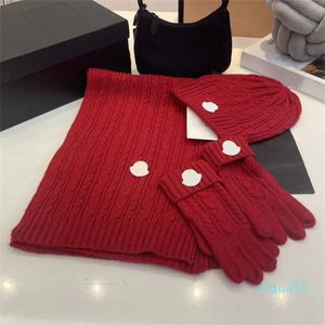Designer Knitted Scarf Hat Glove Three-piece Sets Fashion Brand Fall Winter Thermal Knitt Glove Wool Beanie Hats For Men And Women