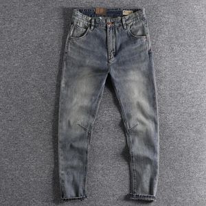 Jeans masculinos estilo americano, calças com botas suspensas para jovens, lavadas pesadamente, fazem jeans afunilados estéreo finos e antigos.