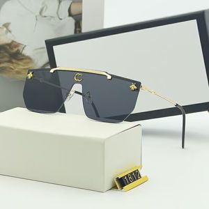 Occhiali da sole firmati per donna Uomo Catena con occhiali da sole Occhiali da sole classici di moda Occhiali da sole polarizzati di lusso con montatura per PC oversize UV400 Eyewear 1812