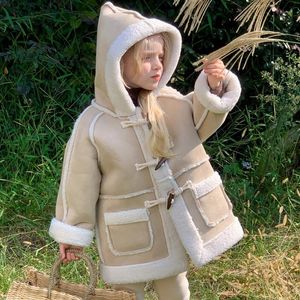 Piumino invernale Neonate Cappotti di pelliccia Bambini Marca Principessa Giacche Abbigliamento Bambino Capispalla Bambini Moda Cardigan Ragazzi Cotone con cappuccio