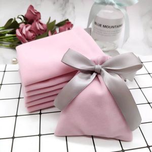 Pendant Necklaces 50pcs Jewelry Velvet Bags With Ribbon Flannel Pouches Wedding Candy Gift Packing Christmas Decoration fee Custom 231123