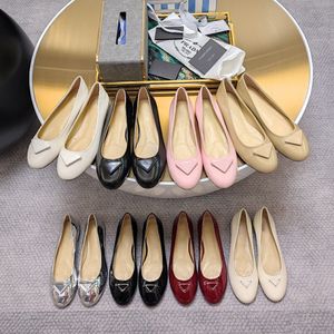 New Triangle buckle decoration Ballet shoe leather Round sole toe cap flats women's Luxury Designers Casual Dress shoes high quality Polished leather women's shoes