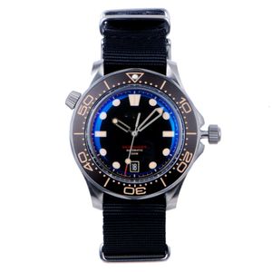 Diver Watch VS Factory 42Mm 007 Titanium Case ETA 8806 Movement 300M Watches