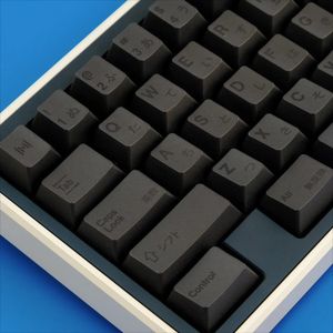 Teclados BOB Minimalista Preto Japonês Keycaps Cherry Profile Dye Sub PBT Suit para 61 68 75 84 87 98 104 Layout GK61 Teclado Mecânico 231123