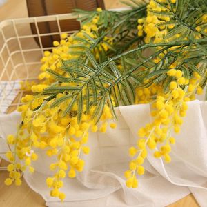 Flores decorativas 88cm grande acacia falsa Amarelo Amarelo Mimosa Spray Cherry Fruit Branch Casamento Home Tabel Decoração Flor