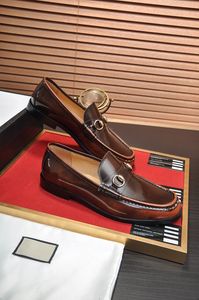24Model Kahverengi Loafers Erkekler Tasarımcı Elbise Ayakkabı Kare Tepel Tasseller Slip-On Business Düğün Erkek Ayakkabı Ücretsiz Nakliye El Yapımı Boyut 38-46