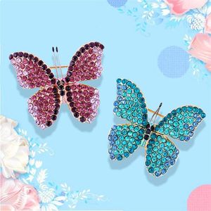 Brooches Luxury Elegant Blue Purple Crystal Cute Butterfly Gold Color Rhinestone Alloy Animal Brooch Lady Party Safety Pins