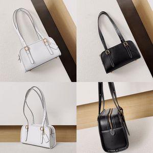 Designers bags Women Luxury Swing Zip handbag exquisite versatile Fashion Shoulder Bag Classic Bag Large Capacity Printed One Shoulder Crossbody Handbag CM580
