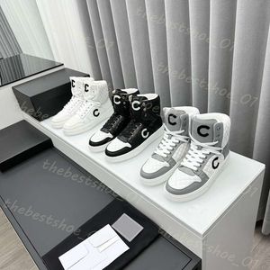 Designer Sneakers Running Shoes Casual Shoes Triple White Black Grey Retro Panda Men Tennis Balance Outdoor Sneakers