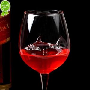 New New Design Goblet Whiskey Glass Dinner Decorate Handmade Crystal For Party Glass Built-in Shark Wine Glass