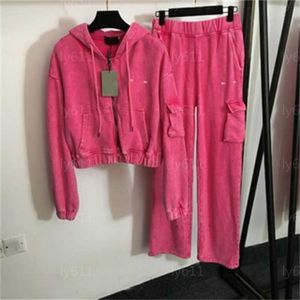 Set da 2 pezzi Tuta da donna Abbigliamento firmato Giacca a maniche lunghe con cappuccio corto Tasche laterali Pantaloni a gamba larga Set rosso Felpa in cotone Tute autunnali