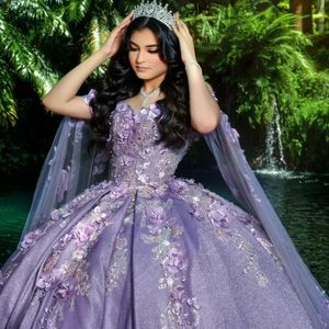 Lavender Shiny Sweetheart Quinceanera Dresses Beads 3DFloral Applique Lace Beads With Cape Sweet 15 Birthday Party Ball Gowns