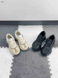 Märke barnskor läder tjockt solade småbarn sneakers baby produktstorlek 26-35 lådförpackning flicka pojke löpskor nov25