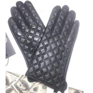 Five fingers glove leather mens designer gloves genuine sheepskin leather elegant fashion smooth high quality thermal fingertip gloves for women winter zb108