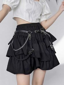 Юбки Houzhou Harajuku Готическая юбка высокая талия с двойной плиссированной юбкой Y2K нерегулярная черная панк -цепь уличная одежда горячая девушка мода мода P230422