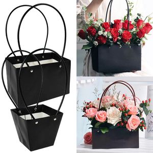 Gift Wrap Portable Flower Box Waterproof Paper Handy Bag Kraft Handbag Wedding Rose Party Packaging For Candy Cake Birthday 230422