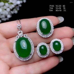 Klusterringar mode stor storlek Green Chalcedony Gemstone Jewelry Set inklusive halsbands ringörörhängen för kvinnor 925 Silver Natural Gem