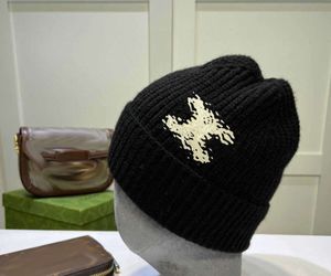 Chapéus Lenços Conjuntos Beanie / Skull Caps Moda atmosfera simples grosso quente macio e confortável designer unissex luxo alta versão de alta qualidade 209436