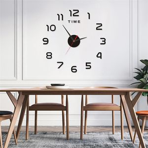 Enkel lysande digital klocka Diy Silent Wall Clock Study vardagsrum Punch-Free Wall Sticker Clock