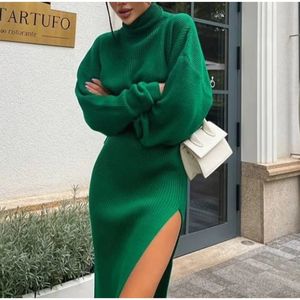 Zweiteiliges Kleid Herbst Frauen Strickanzüge Rollkragenpullover Einfarbiger Pullover Pullover Schlanker Seitenschlitzrock Zweiteiliges Set Chic Outwear 231123