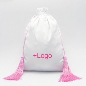 Present Wrap 20st Custom Logo Satin Bags With Tassel Silk Drawstring Pouch Packaging Hair Wig smycken Kosmetiska kläder Dammtät påse