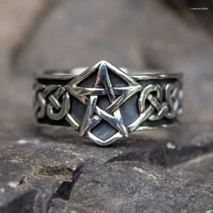 Bröllopsringar söta trendiga femspetsiga stjärna ring manlig kvinnlig antik silverfärg metall för kvinnor män Dainty Geometric Pentagram smycken