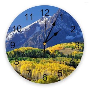 Orologi da parete Neve Montagna Alberi Paesaggio Orologio 3D Design moderno Arredamento casa colonica Cucina Decorazione vintage rotonda in PVC per soggiorno