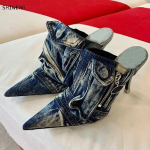 Terlik 2023 Denim kot punk gotik terlik yaz kadınlar sivri uçlu ince topuklular mavi fermuarlı dekor stiletto 231123