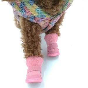 Hundkläder SXXL Vinter varma skor för S 4PCSSet Söta stövlar Snö Walking Cotton Blend Puppy Sneakers Pet Supplies 230422