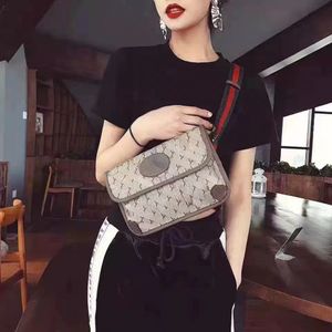 Women Designer Bags 2023 Tiger-head Bag Oblique Straddle Bag Fanny Pack Envelope Chest Bag All-match Female Bag with LOGO