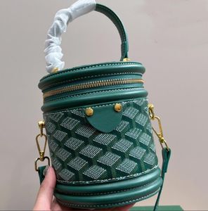 Tasarımcı Çantalar 2024 Güzellik Kılıfı Ters Gy Deri Petite Boyut Lüks Çanta Çanta Çıkarılabilir Kayış Omuz Torbası Bir sap silindiri mini çanta çanta moda