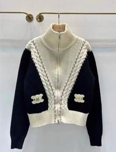 Nya lyxiga kvinnors mode Casual Loose Cardigans Knit dragkedja tröjor mujer casual jacquard kontrast stativ krage polos långärmade jackor rockar