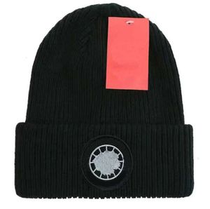 Cappellini Beanie/Skull Cappellini Beanie/Skull negozi cappello cansada gookse Cappelli lavorati a maglia firmati nel popolare cappello invernale canadese Cappello classico lavorato a maglia con stampa d'oca da lettera per uomo