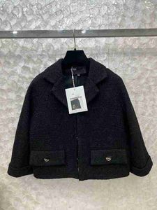 Women's Wool & Blends Designer Autumn and Winter New Style Fashion Versatile Black Thick Flower Dark Pattern Polo Short Coat TMZ6