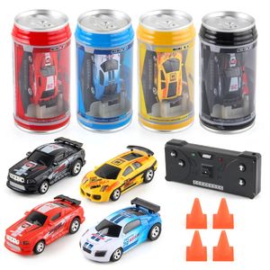 Carro elétrico/rc multicolorido mini lata carro controle remoto micro corrida carro elétrico rc led luz brinquedos de mesa para crianças carro presente de natal 231122