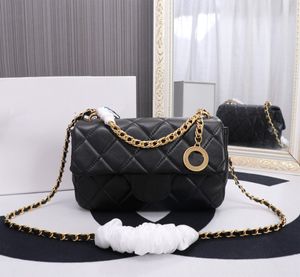 Luxury designer purse Handbag Shoulder Bags Crossbody purses Black sheepskin material allets size 24*15cm