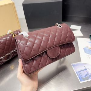 Luxurys Designer Bags Tote Crossbody Handbag高品質のショルダーバッグ女性メタルクラシックレディレディー高品質チェーンダストバッグCaviare and Sheepskin Leather 23cm