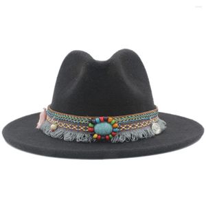 Berets Mistdawn Fashion Men Wool Wool Panama Hat Jazz Godfather Fedora Cap Bohemia Tassel Ribbon Band Rozmiar 56-58 cm